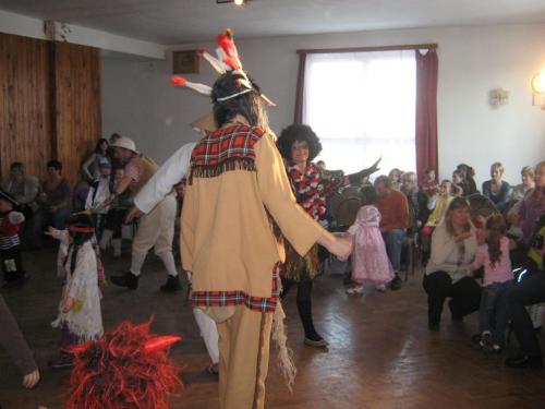 Maškarní ples 2013